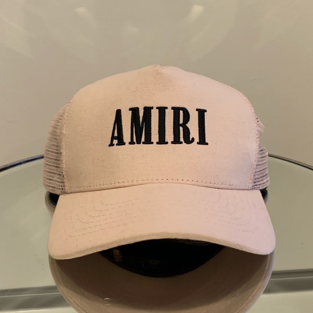 Amiri Hat in EXCELLENT condition.